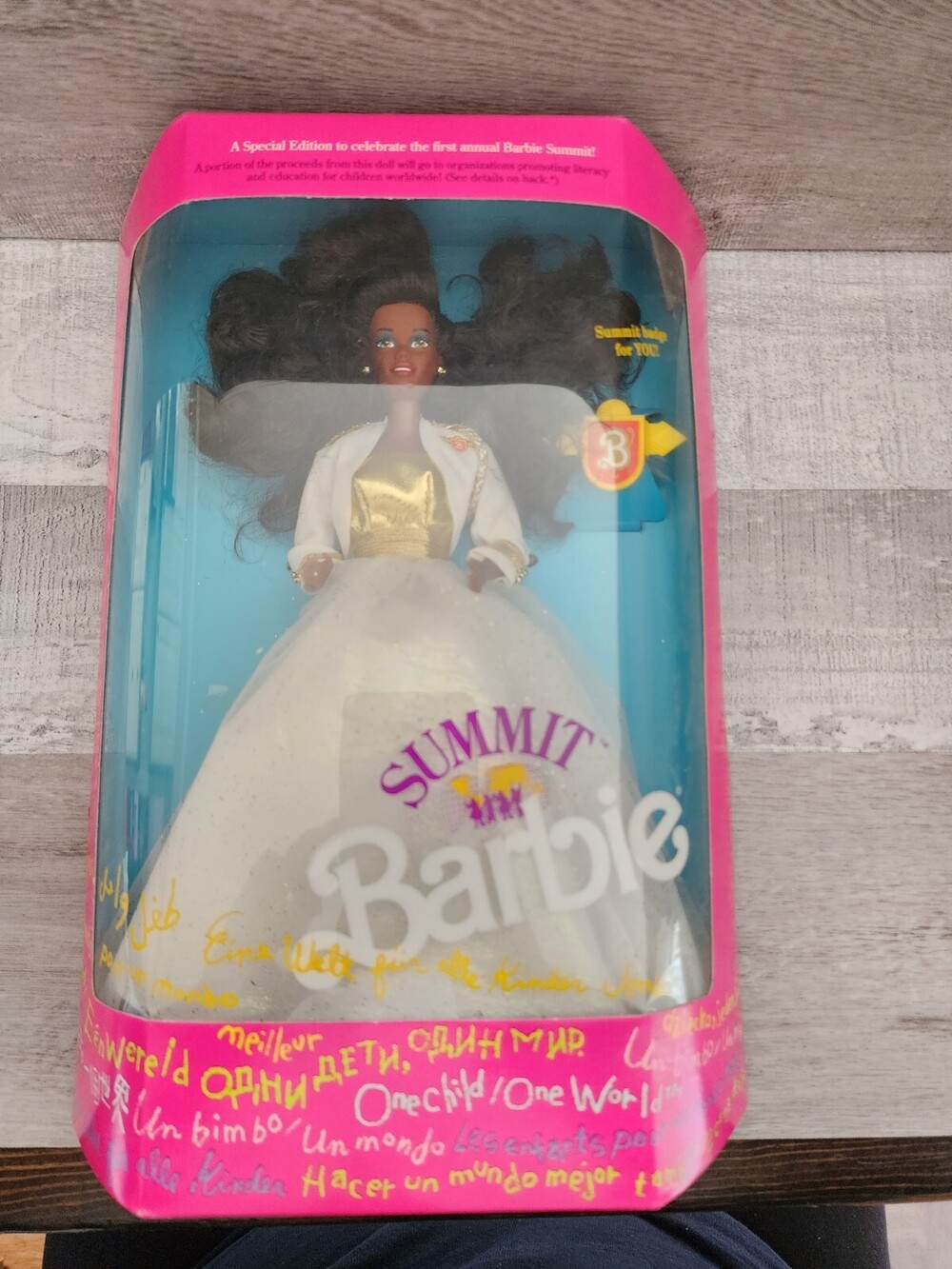VINTAGE Barbie Summit Collection African American Doll Mattel 1990 #7028 NEW